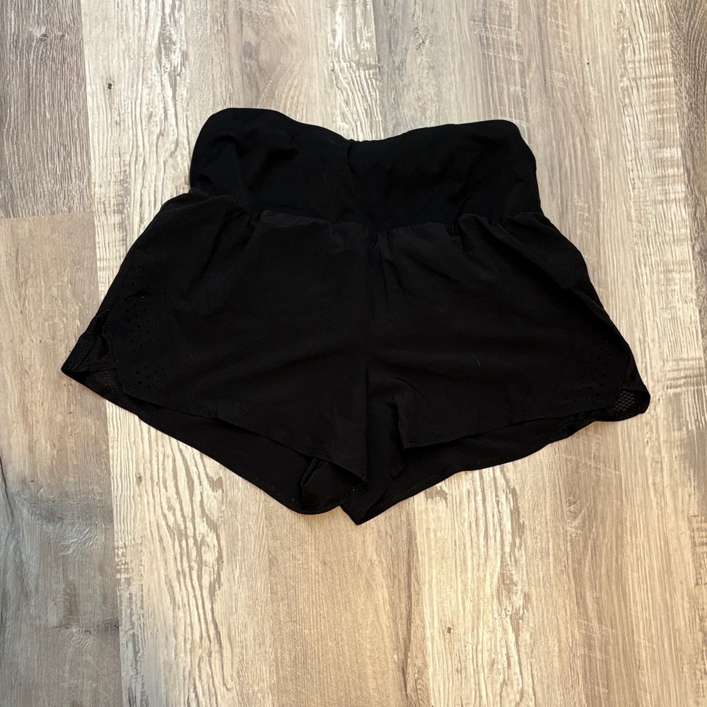 Xersion Women's High Waist Black Shorts